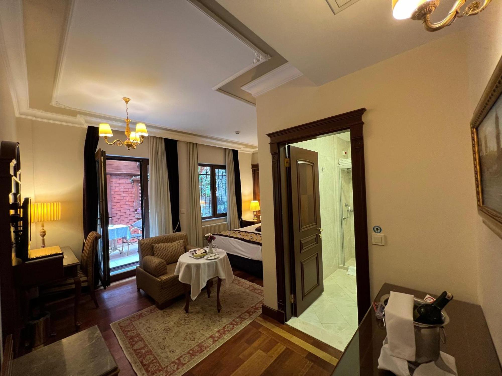 Glk Premier Regency Suites & Spa Стамбул Экстерьер фото